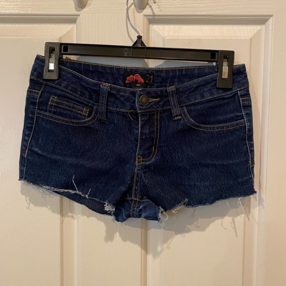 Forever 21 distressed denim shorts